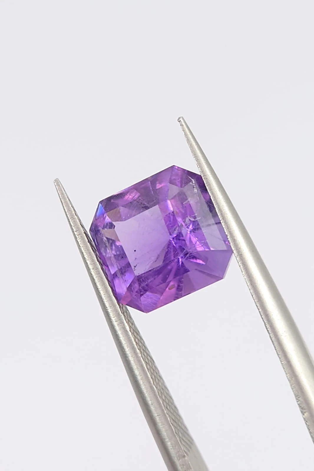 2.2ct Amethyst Emerald Cut Loose Gemstone From Nigeria — view 2